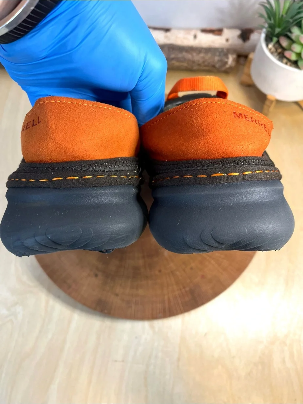 Merrell Men's Hut Moc slippers in quilted Olive Nylon Size 10